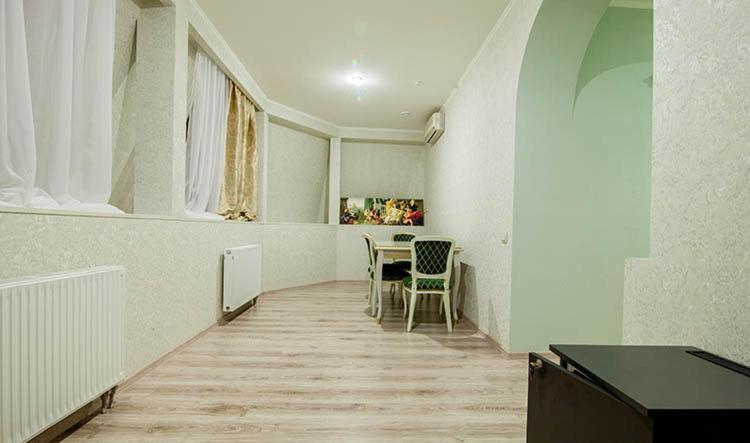 Veles Hotel Ντνιπροπετρόφσκ Δωμάτιο φωτογραφία